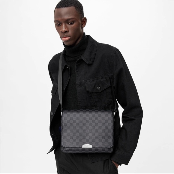 DISTRICT PM GRAPHITE MESSENGER BAG - Picture 15 of 15